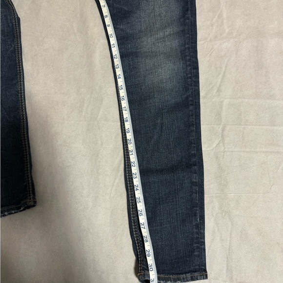 Ladies silver jeans. Distressed. Excellent condition. Elyse skinny. W33/L31 - Picture 7 of 7